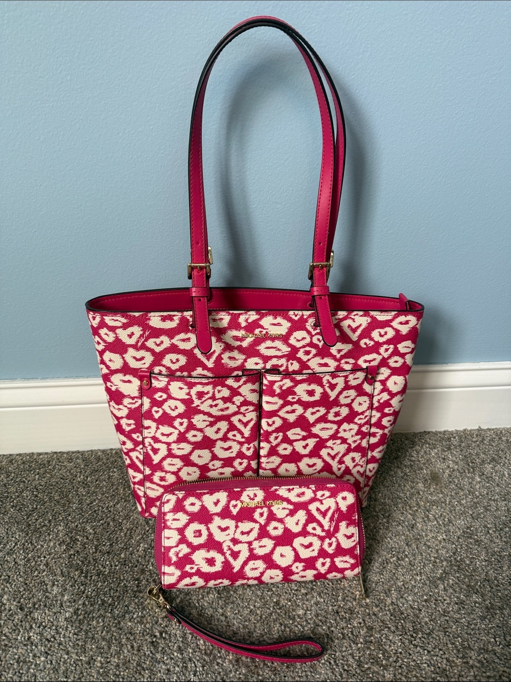 Michael Kors purse and matching wallet